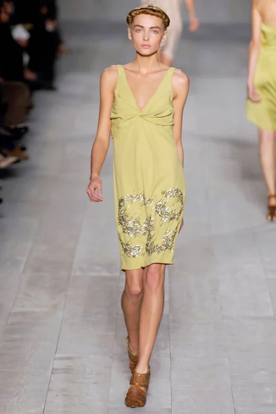 Look 37